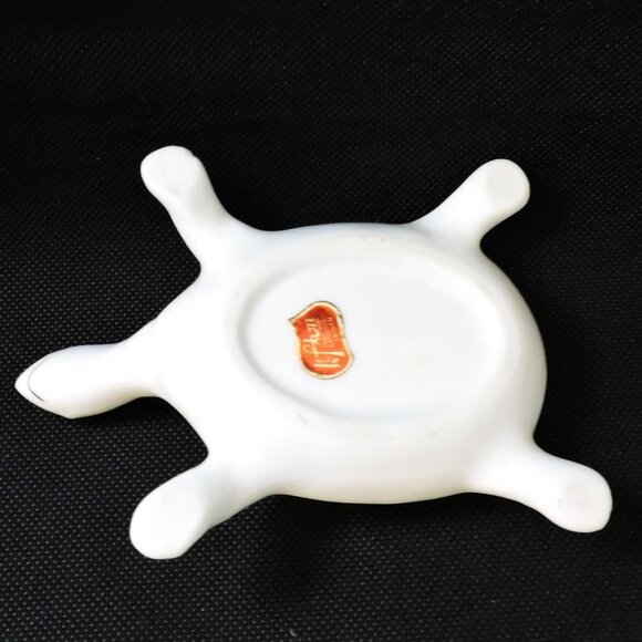 Vintage Lefton Porcelain Trinket Box With Violets Turtle Shaped Jewelry Storage - Picture 5 of 6
